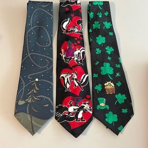 Fun Tie Bundle Mens Green Red Black